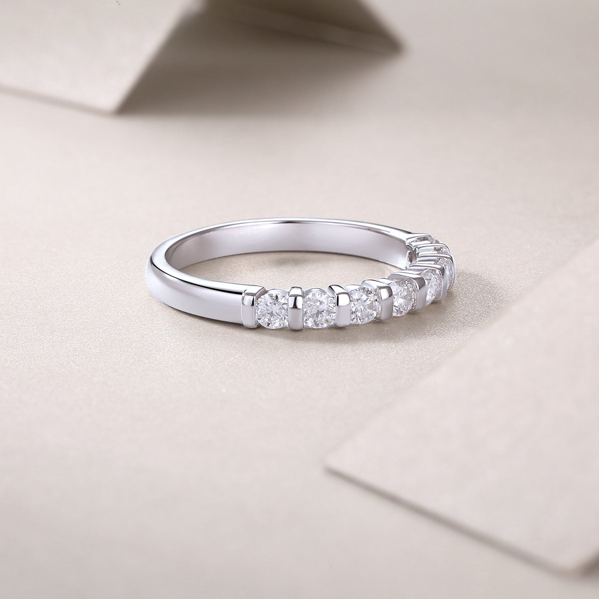 Luminous Elegance – Moissanite Silver Ring