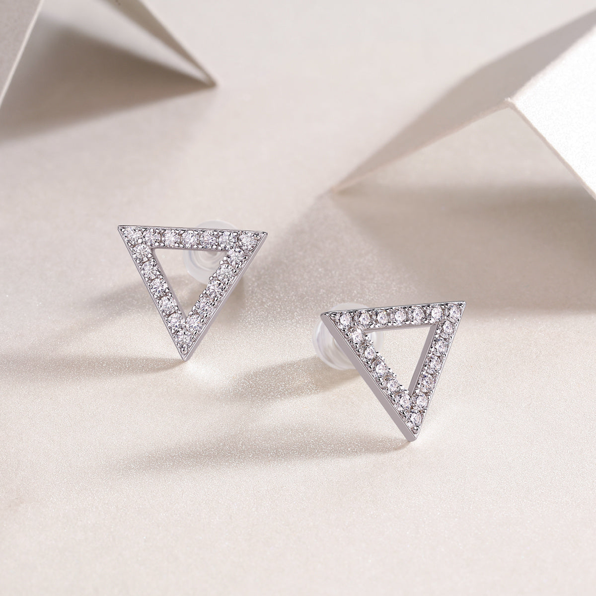 Timeless Spark – Moissanite Silver Stud Earrings