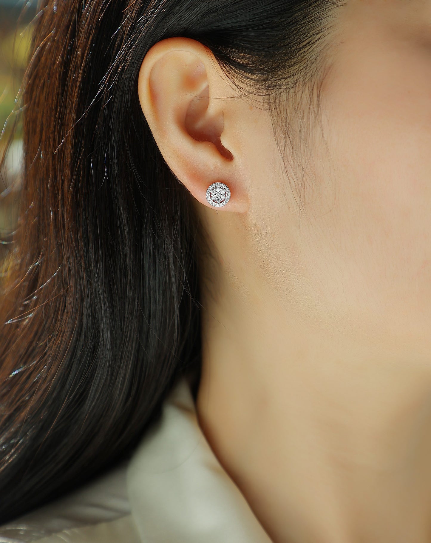 Stellar Whispers – Silver Moissanite Stud Earrings