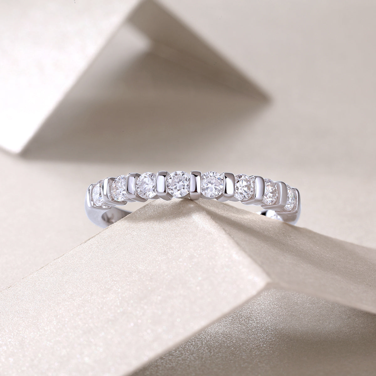 Luminous Elegance – Moissanite Silver Ring