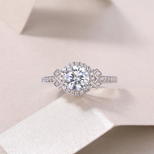 Guiding Light – Moissanite Silver Ring Set