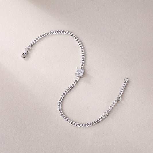 Steadfast Glow – Silver Moissanite Bracelet
