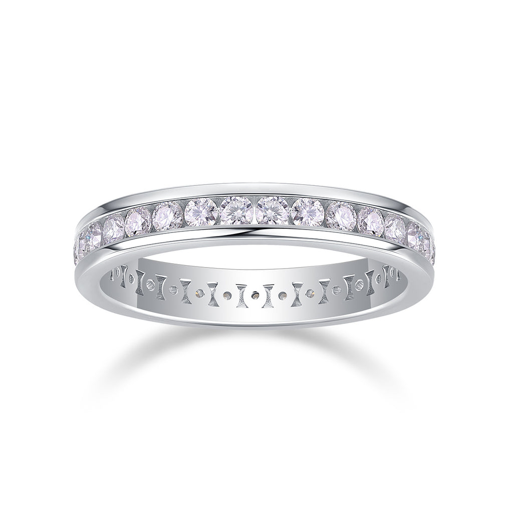Eternal Brilliance – Moissanite Silver Ring