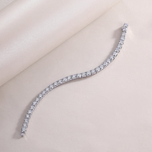 Cosmic Embrace – Silver Moissanite Bracelet