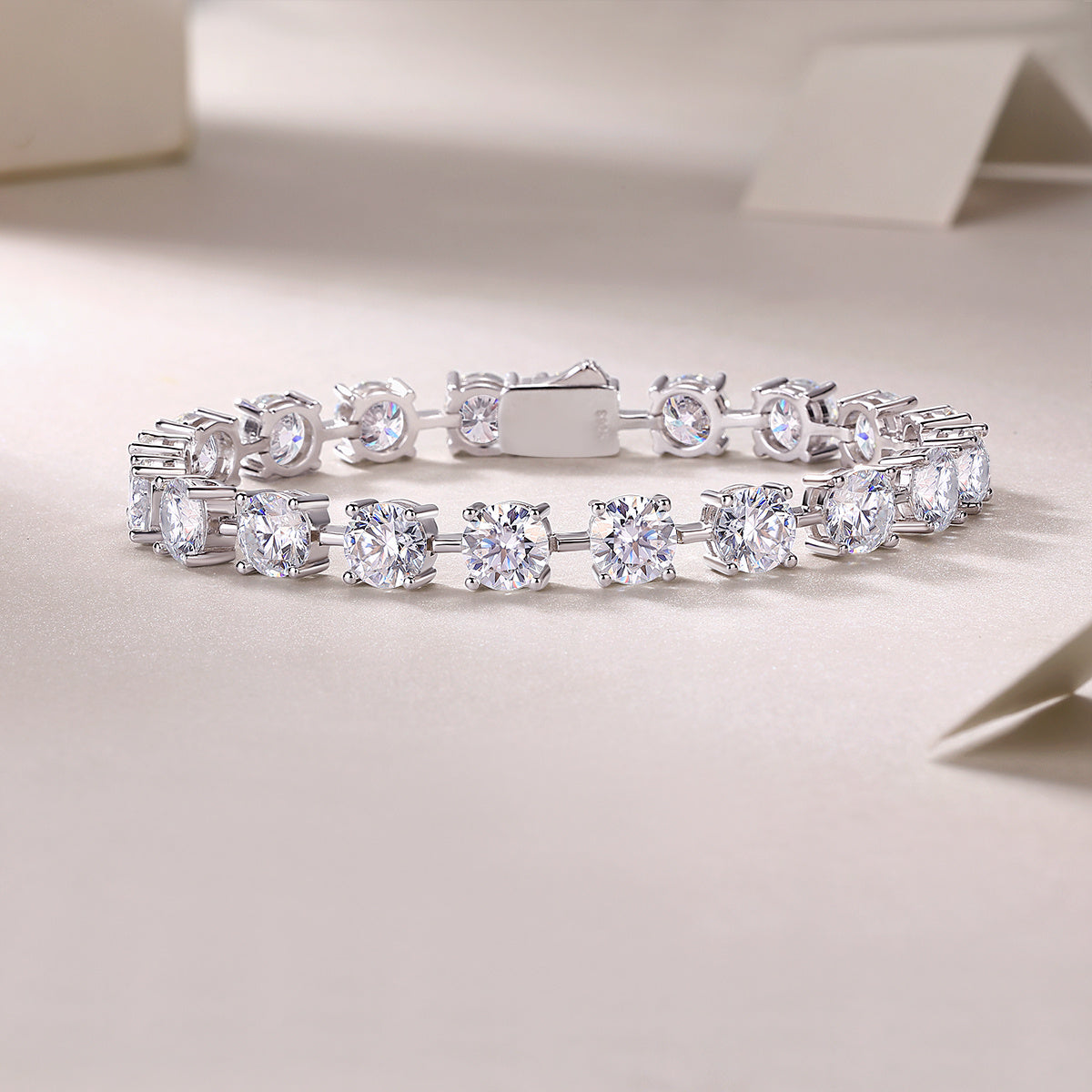 Eternal Moment – Silver Moissanite Bracelet