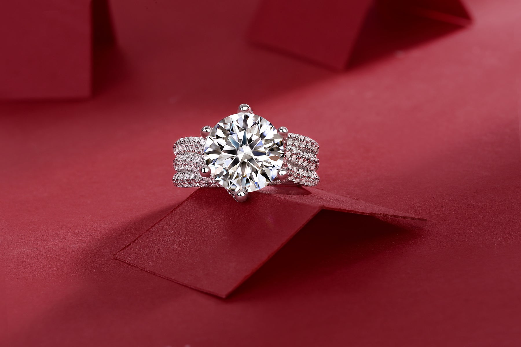 Grand Radiance – Moissanite Silver Ring