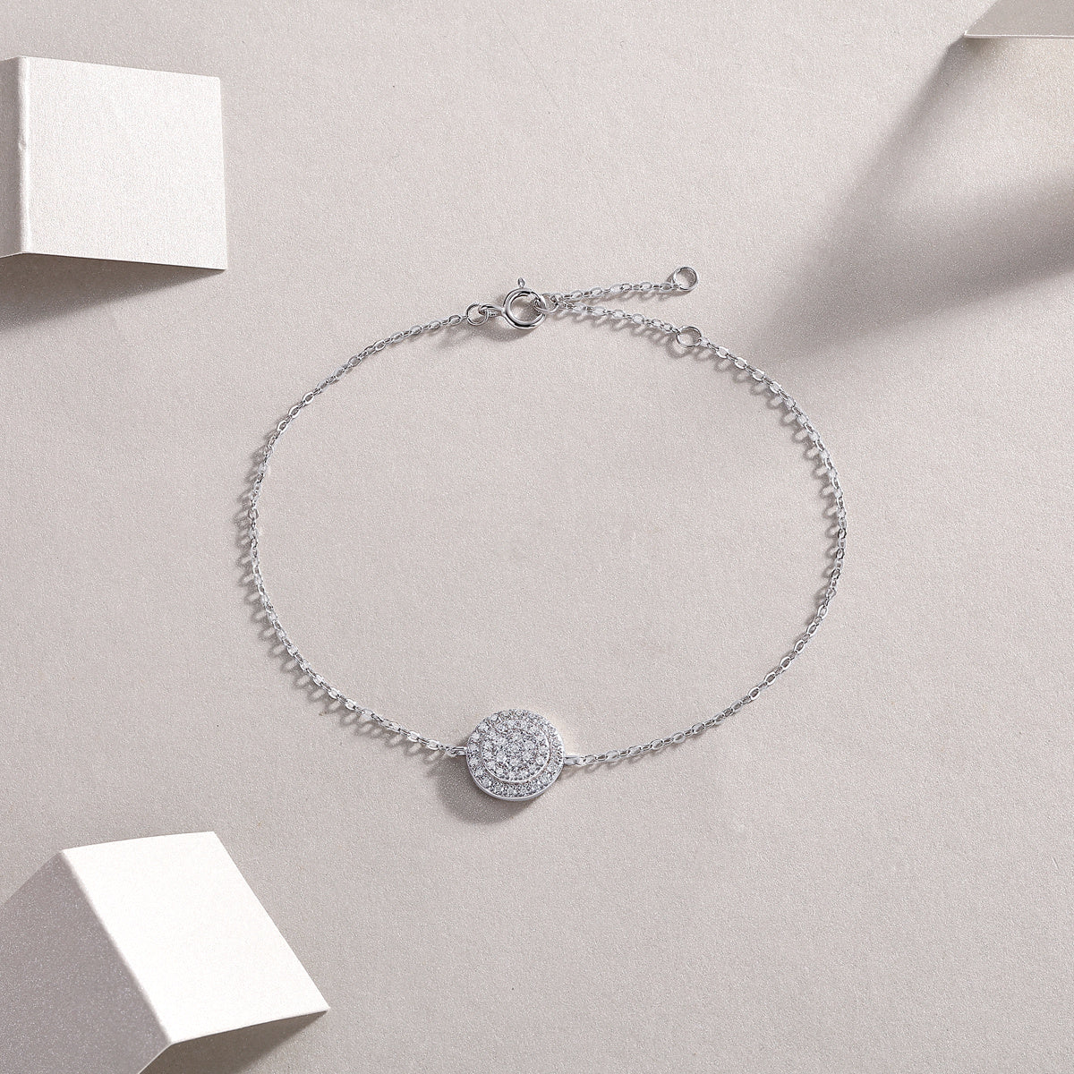 Celestial Bloom – Moissanite Silver Bracelet