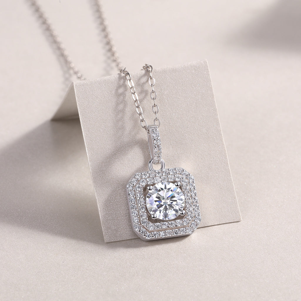 Sugar Diamond - A Fashionable And Luxurious Diamond Jewelry Piece Set With 1-carat Moissanite S925 Sterling Silver And Platinum-plated Pendant