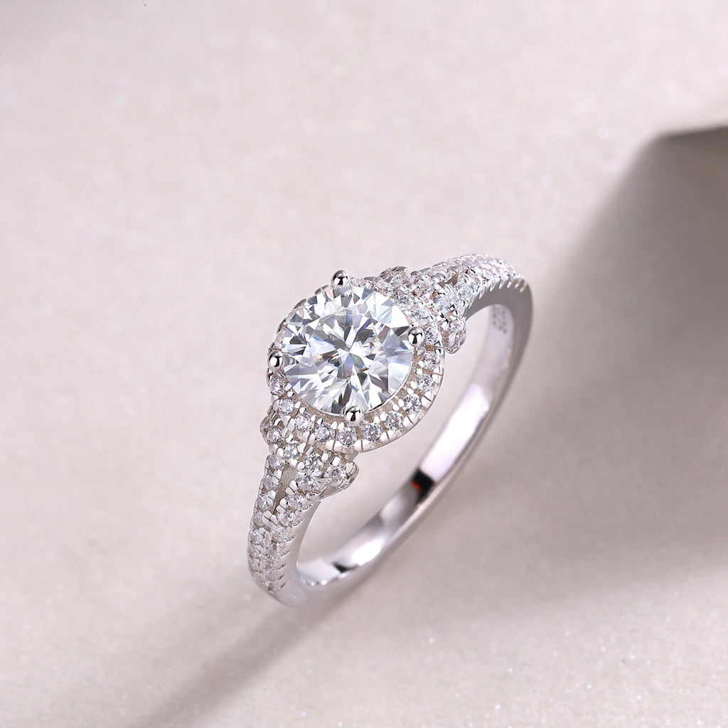 Eternal Vow – Moissanite Silver Wedding Ring