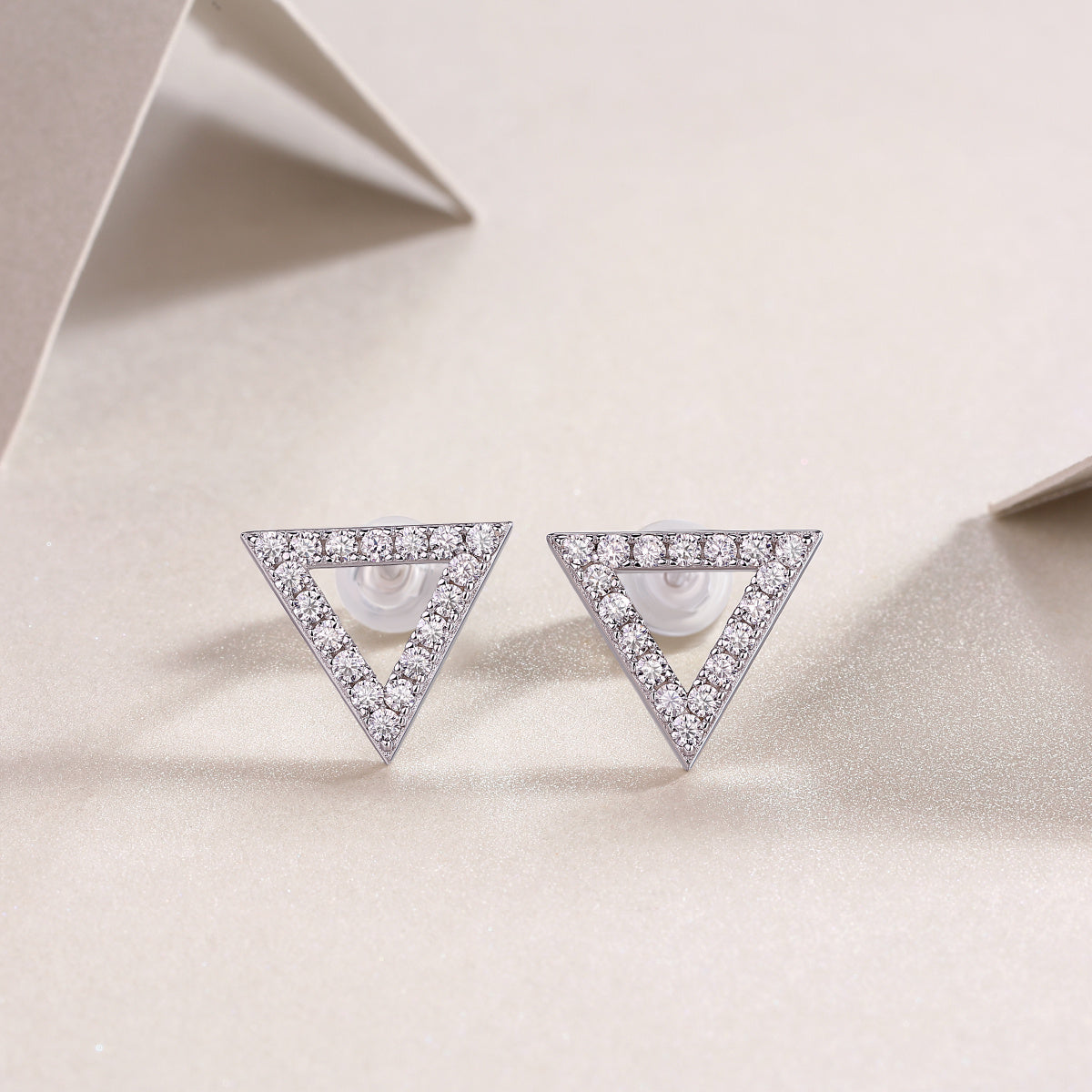 Timeless Spark – Moissanite Silver Stud Earrings
