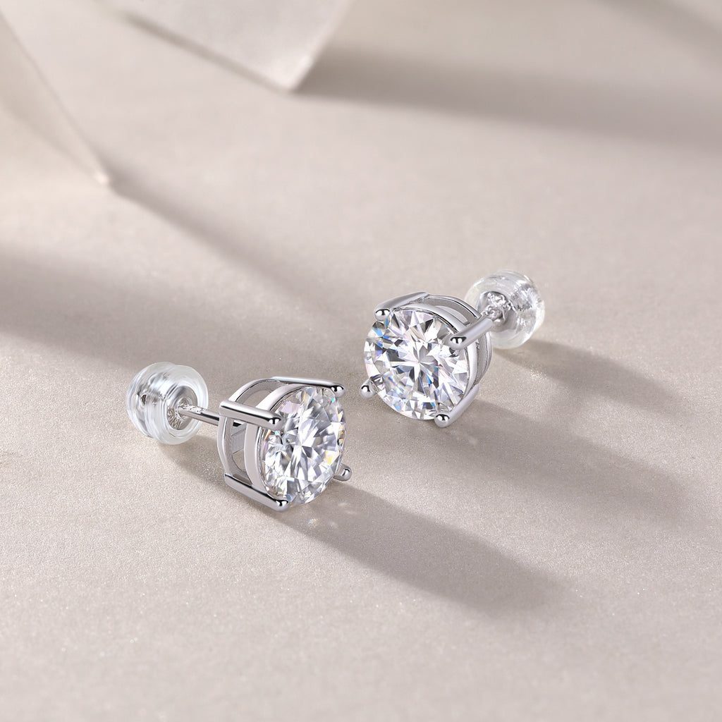 Timeless Spark – Moissanite Silver Stud Earrings