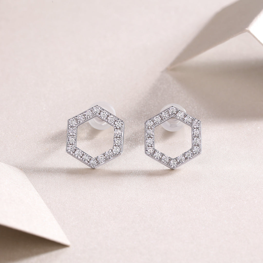 Future Glow – Moissanite Silver Stud Earrings