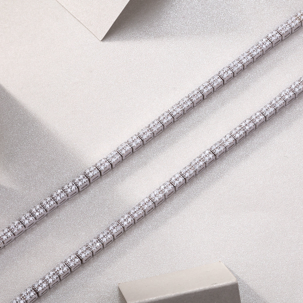 Frosted Serenity – Moissanite Silver Necklace