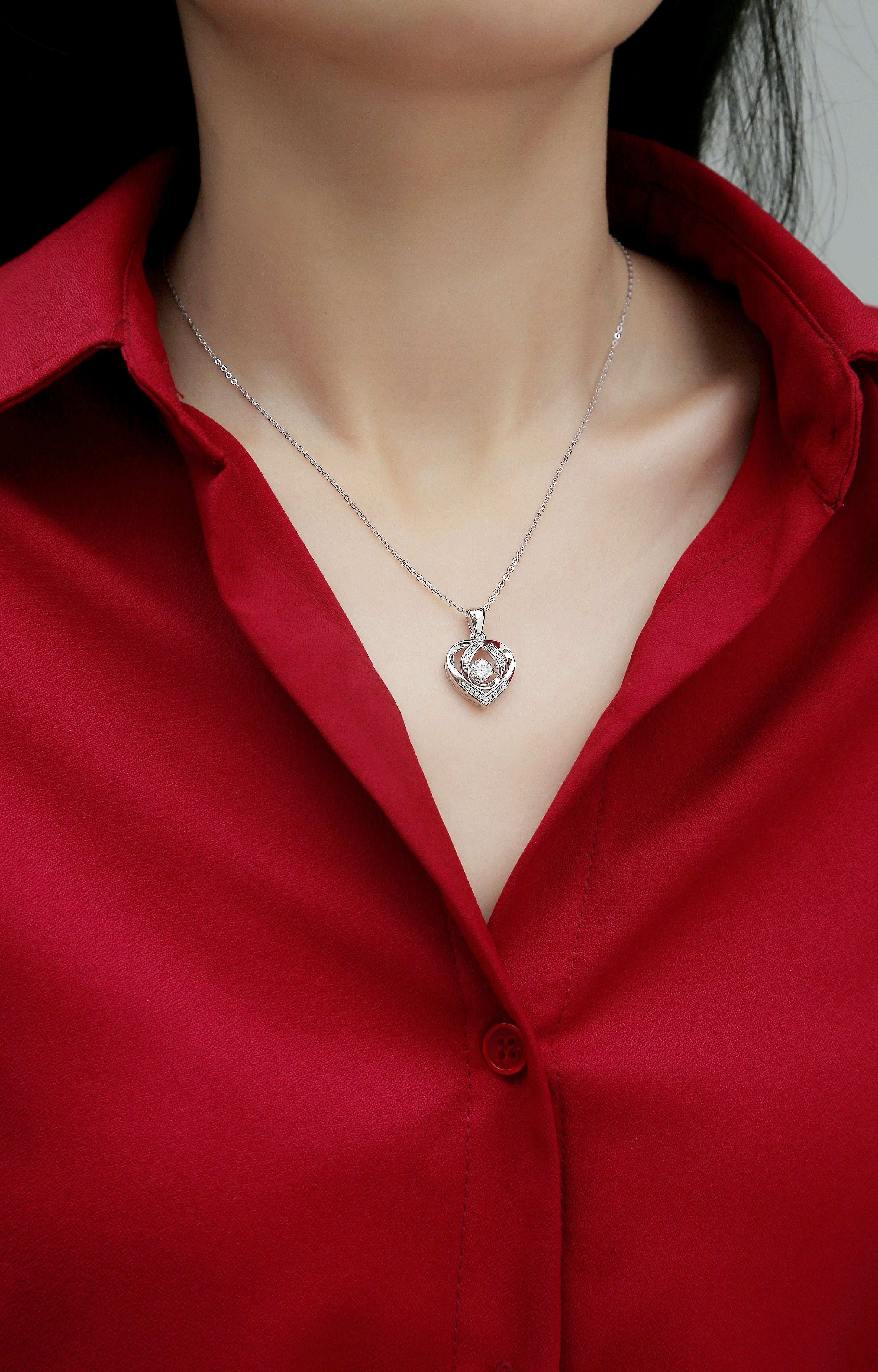 Eternal Heart – Silver Moissanite Pendant Necklace