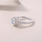 Guiding Light – Moissanite Silver Ring Set