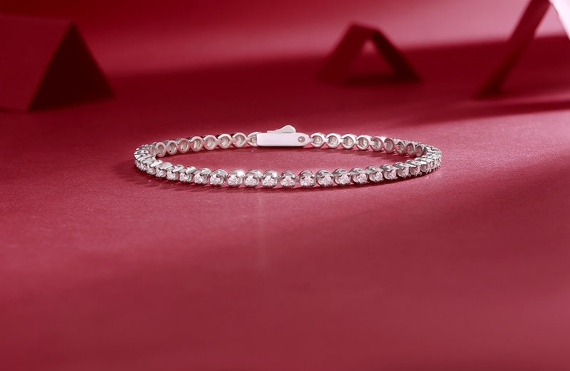 Luminous Night – Silver Moissanite Bracele