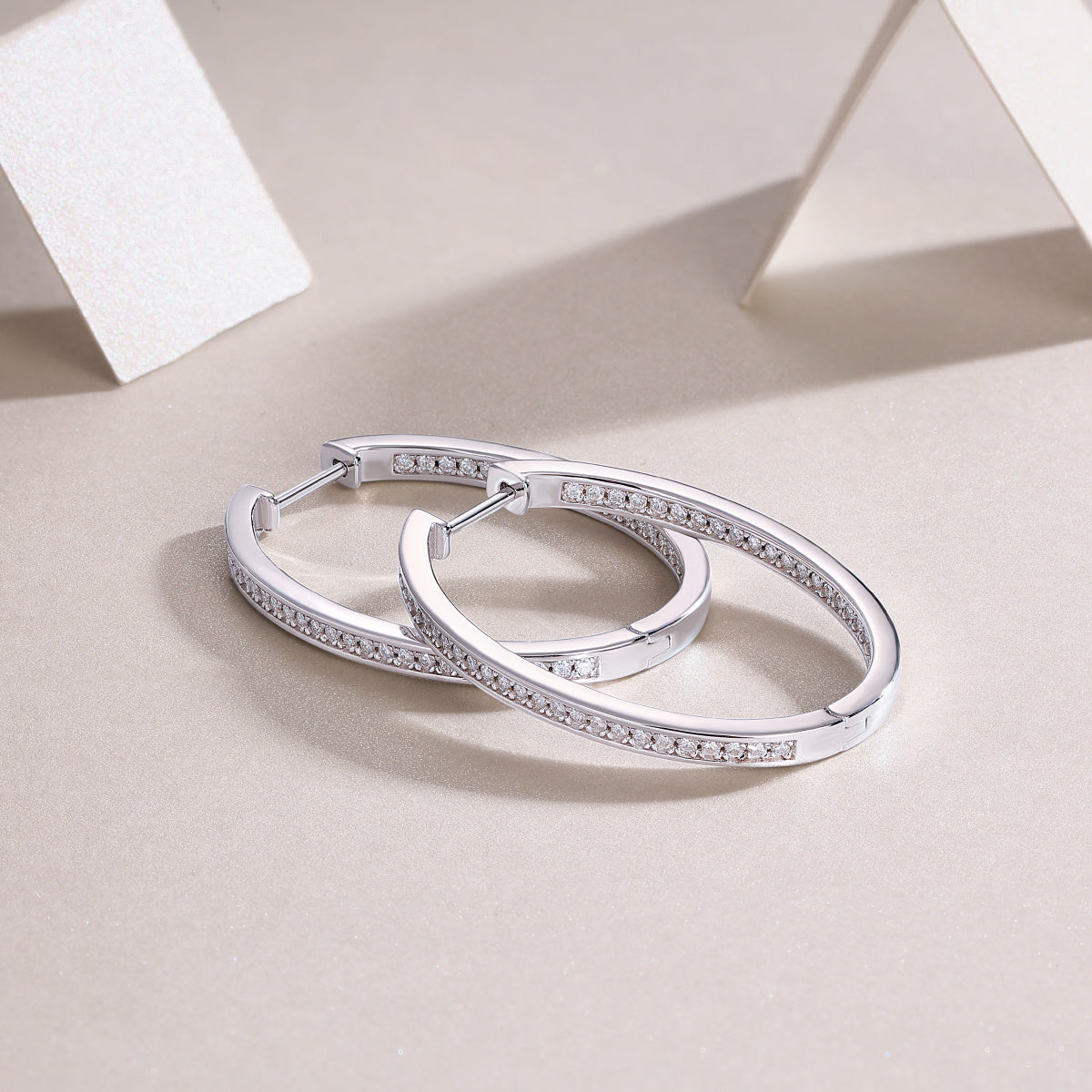 Sparkling Elegance – Moissanite Silver Stud Earrings