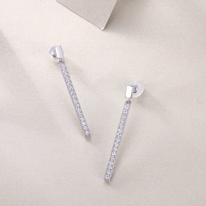 Dancing Light – Moissanite Silver Earrings