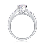 Radiant Majesty – Moissanite Silver Ringa