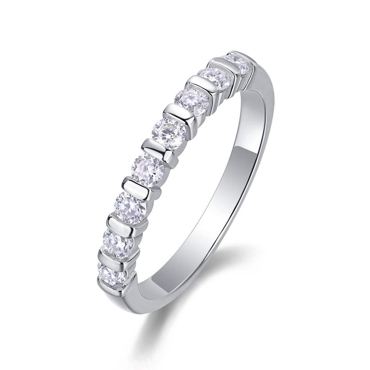 Luminous Elegance – Moissanite Silver Ring