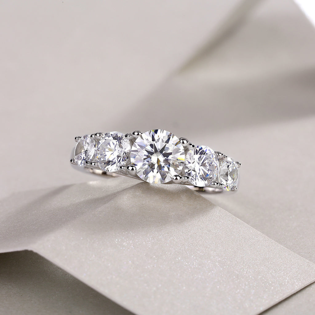 Sparkling Infinity – Moissanite Silver Ring