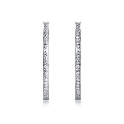 Sparkling Elegance – Moissanite Silver Stud Earrings