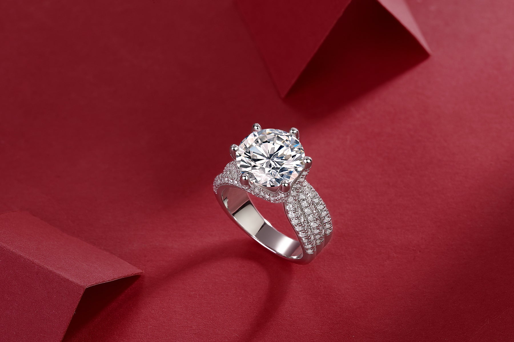 Grand Radiance – Moissanite Silver Ring