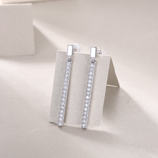 Dancing Light – Moissanite Silver Earrings